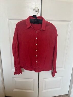 Tahari Crimson Button-Front Women's Shirt